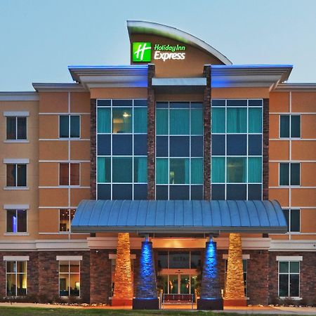 Holiday Inn Express & Suites North Dallas At Preston By Ihg Екстериор снимка