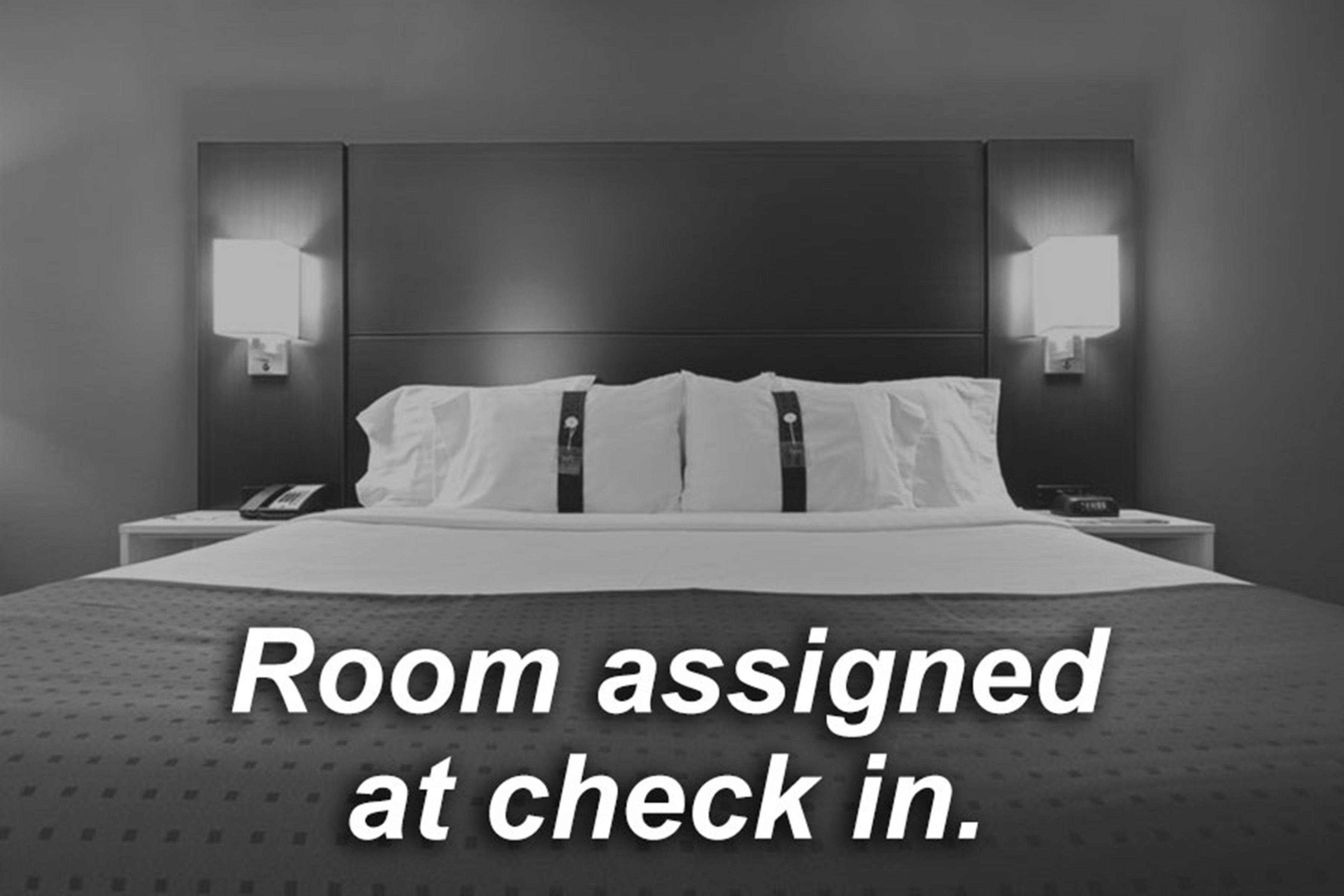 Holiday Inn Express & Suites North Dallas At Preston By Ihg Екстериор снимка