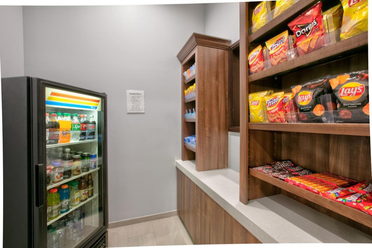 Holiday Inn Express & Suites North Dallas At Preston By Ihg Екстериор снимка