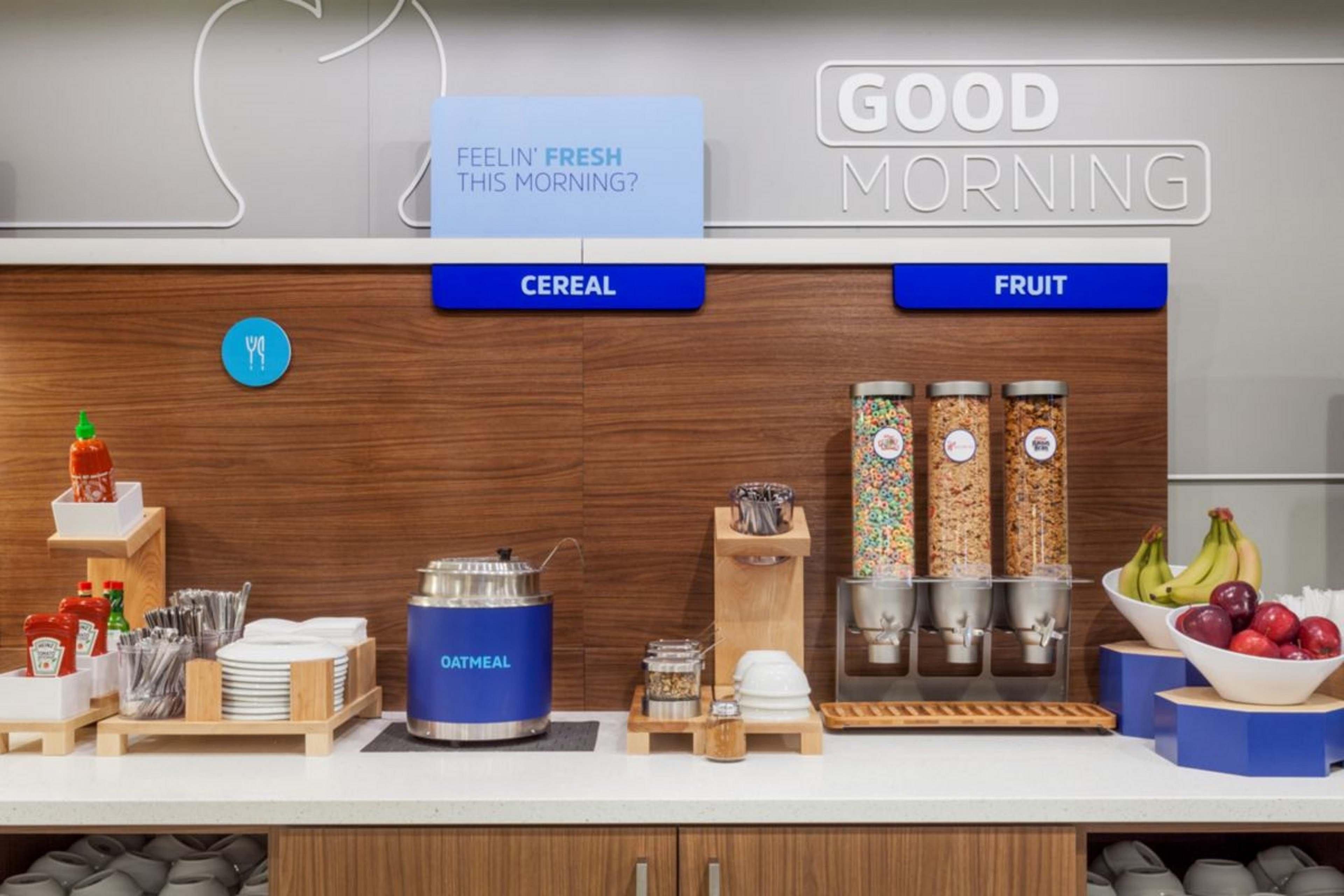 Holiday Inn Express & Suites North Dallas At Preston By Ihg Екстериор снимка