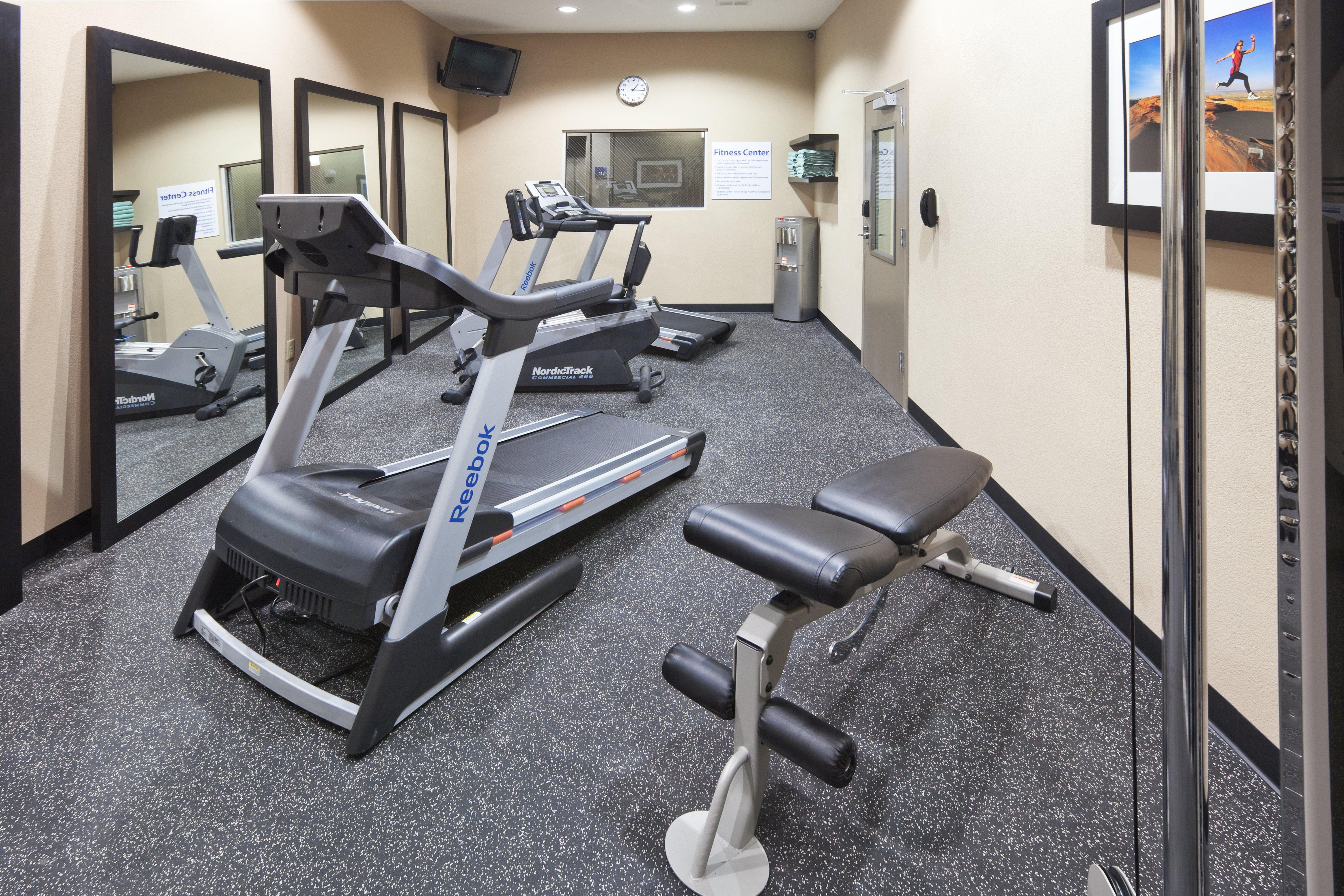 Holiday Inn Express & Suites North Dallas At Preston By Ihg Екстериор снимка
