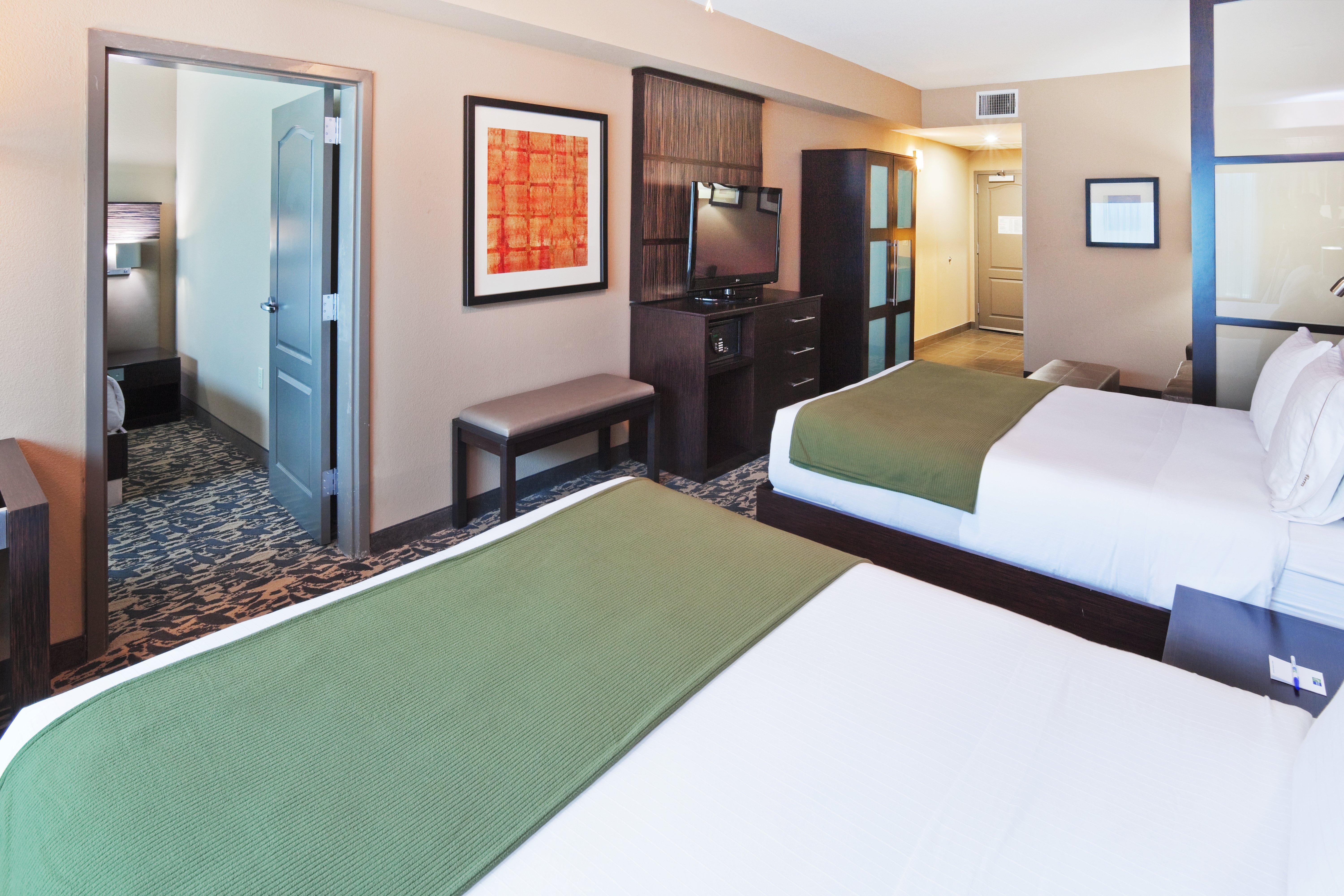 Holiday Inn Express & Suites North Dallas At Preston By Ihg Екстериор снимка